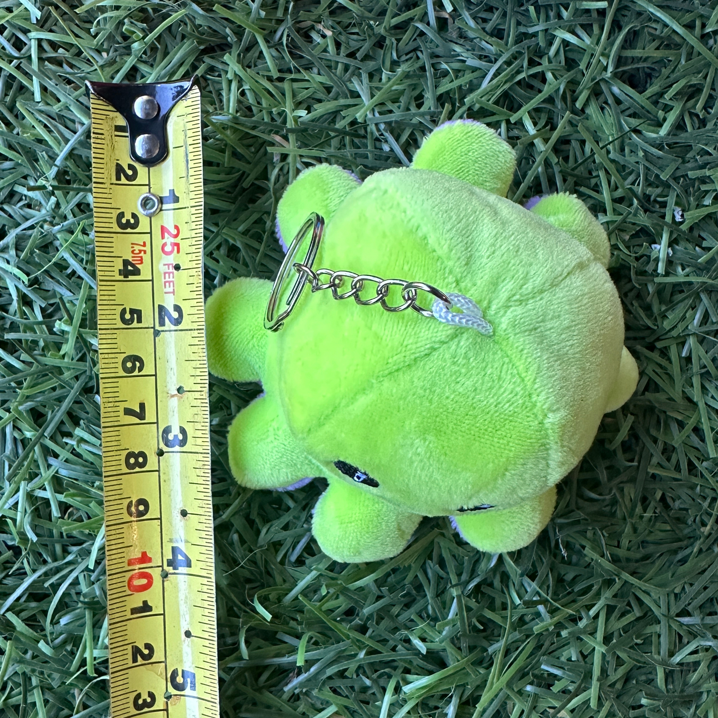 ($1.30) 100pc Flip Octopus 4" mini crane!